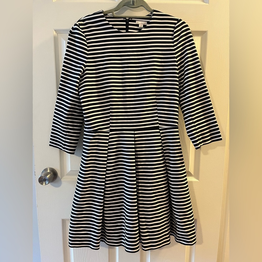 Black & White Boat Neck Striped Gap Dress with 3/4 sleeves